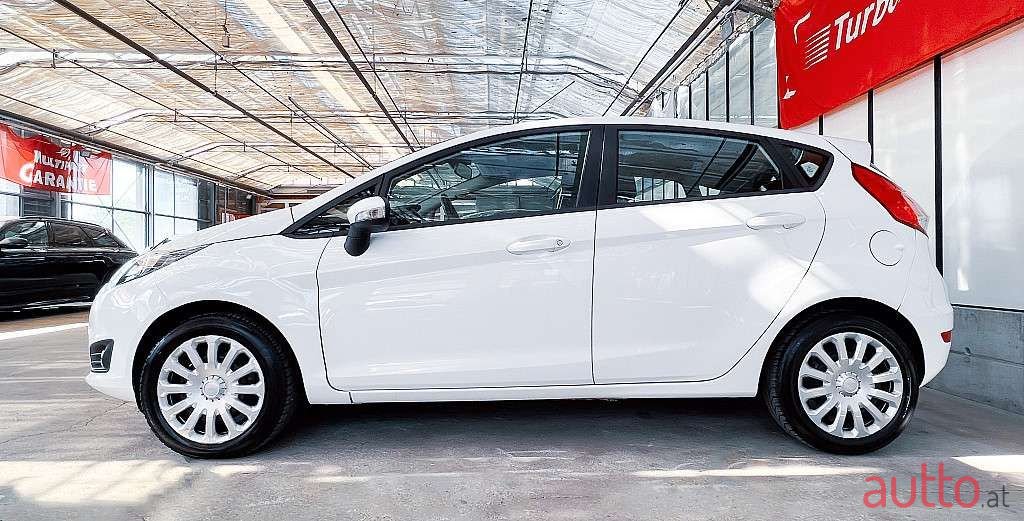 2016' Ford Fiesta photo #4