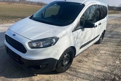 2016' Ford Tourneo