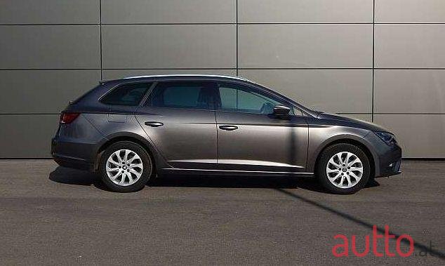 2014' SEAT Leon photo #1