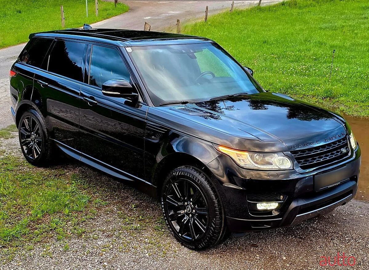 2017' Land Rover Range Rover Sport photo #5
