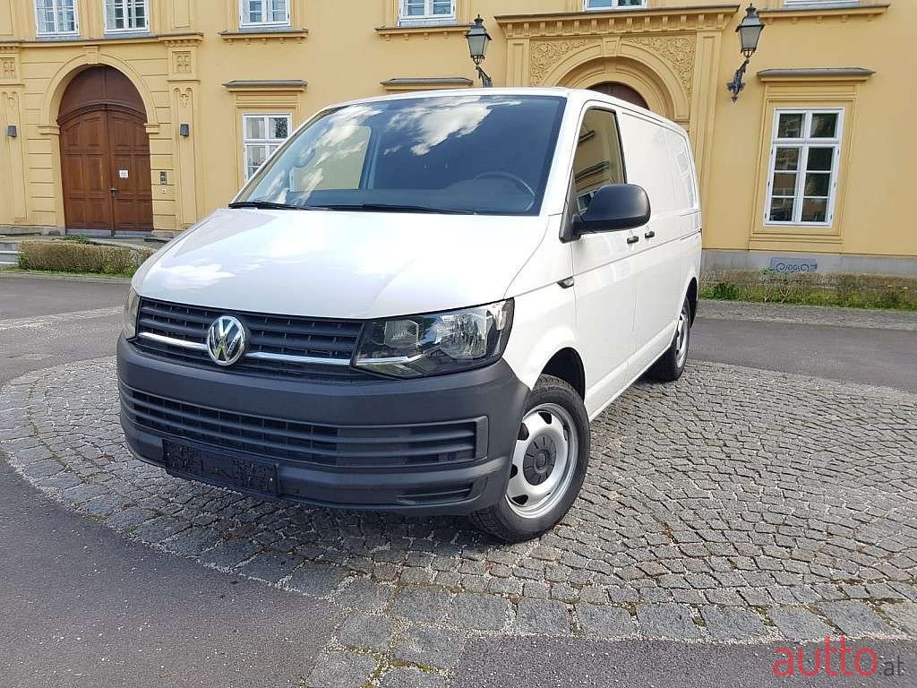 2015' Volkswagen T6 photo #1