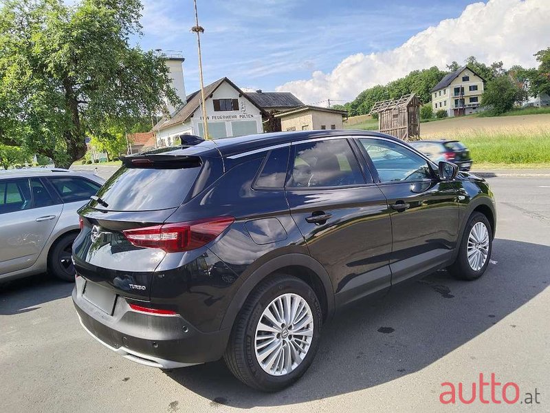 2018' Opel Grandland X photo #6