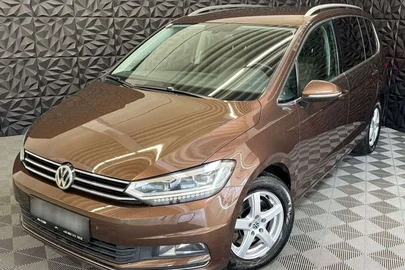 2017' Volkswagen Touran