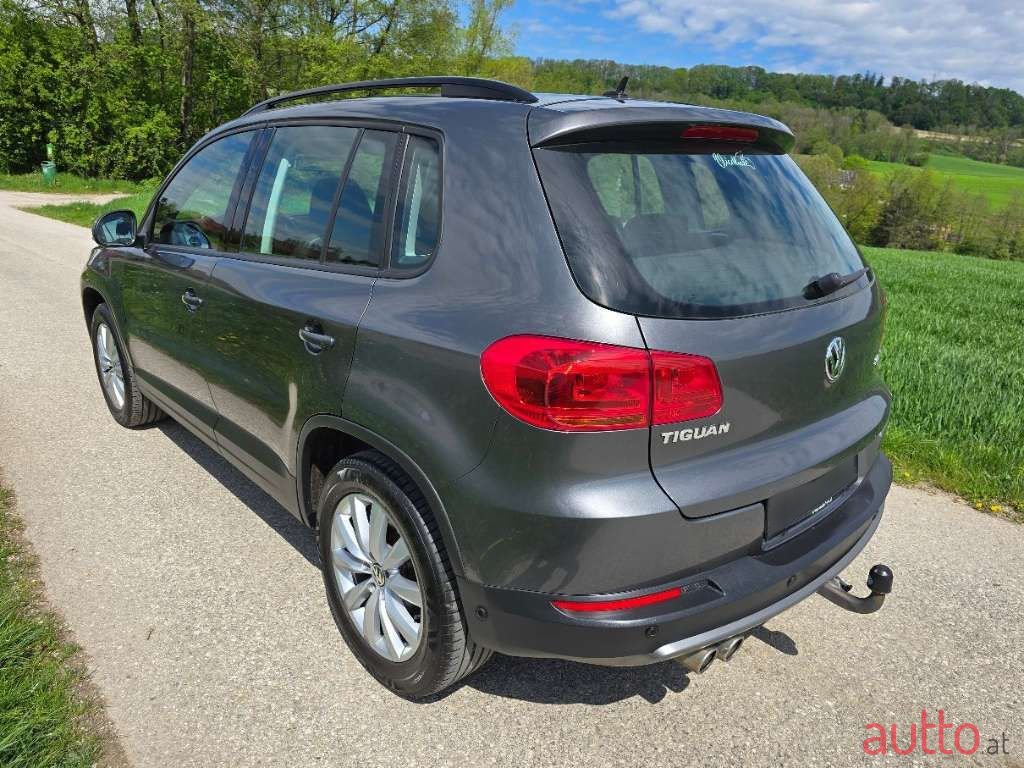 2014' Volkswagen Tiguan photo #5