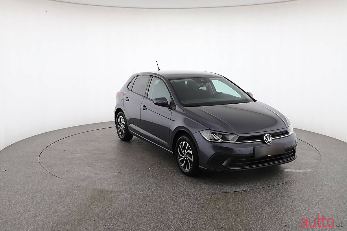 2023' Volkswagen Polo photo #1