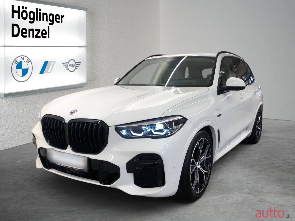 2023' BMW X5 photo #1