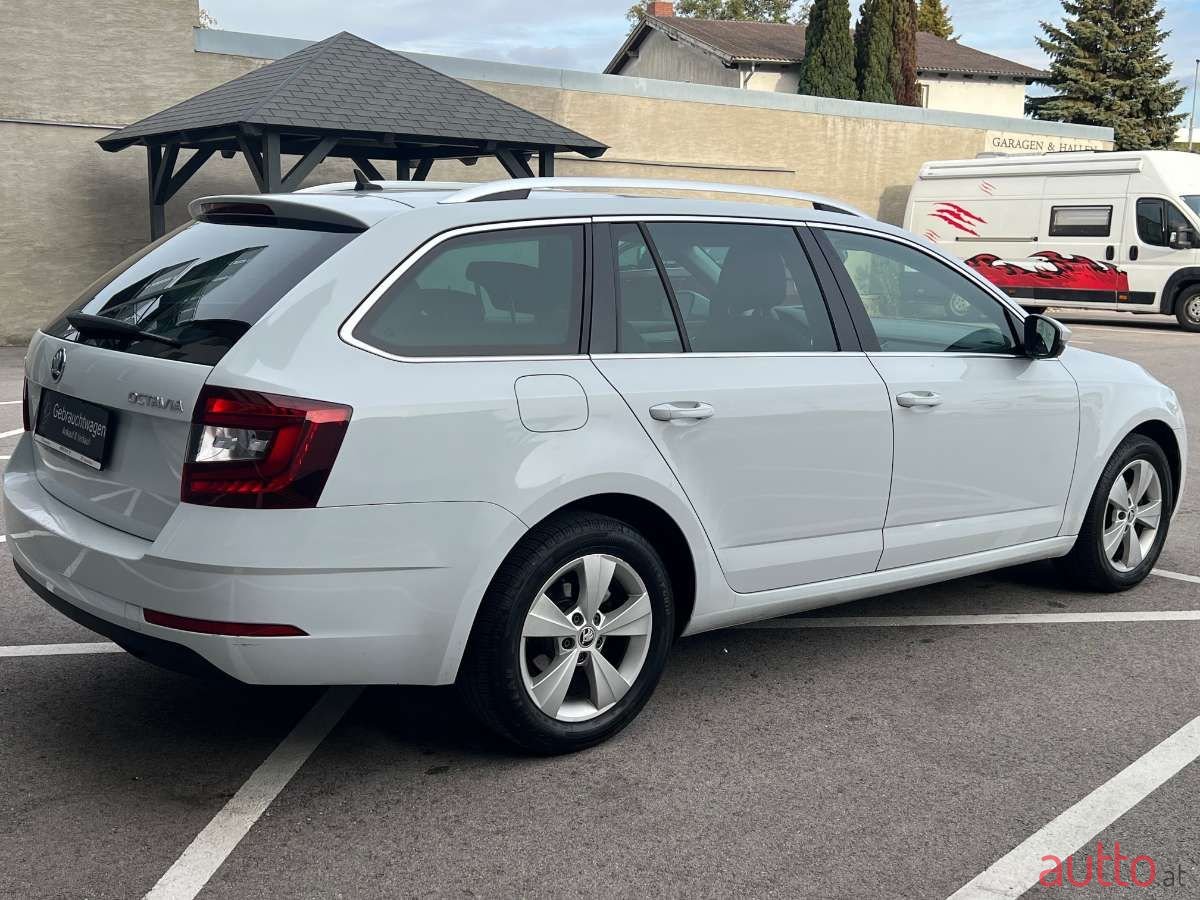 2019' Skoda Octavia photo #4