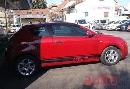 2014' Alfa Romeo MiTo photo #2