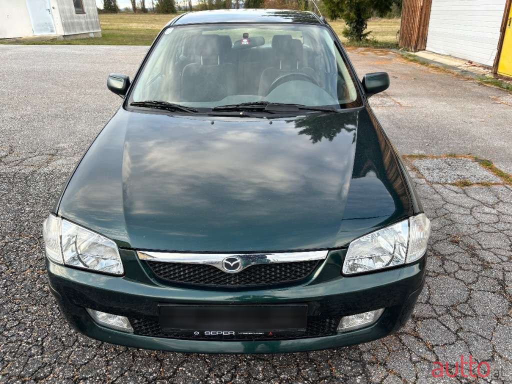 2001' Mazda 323 photo #2