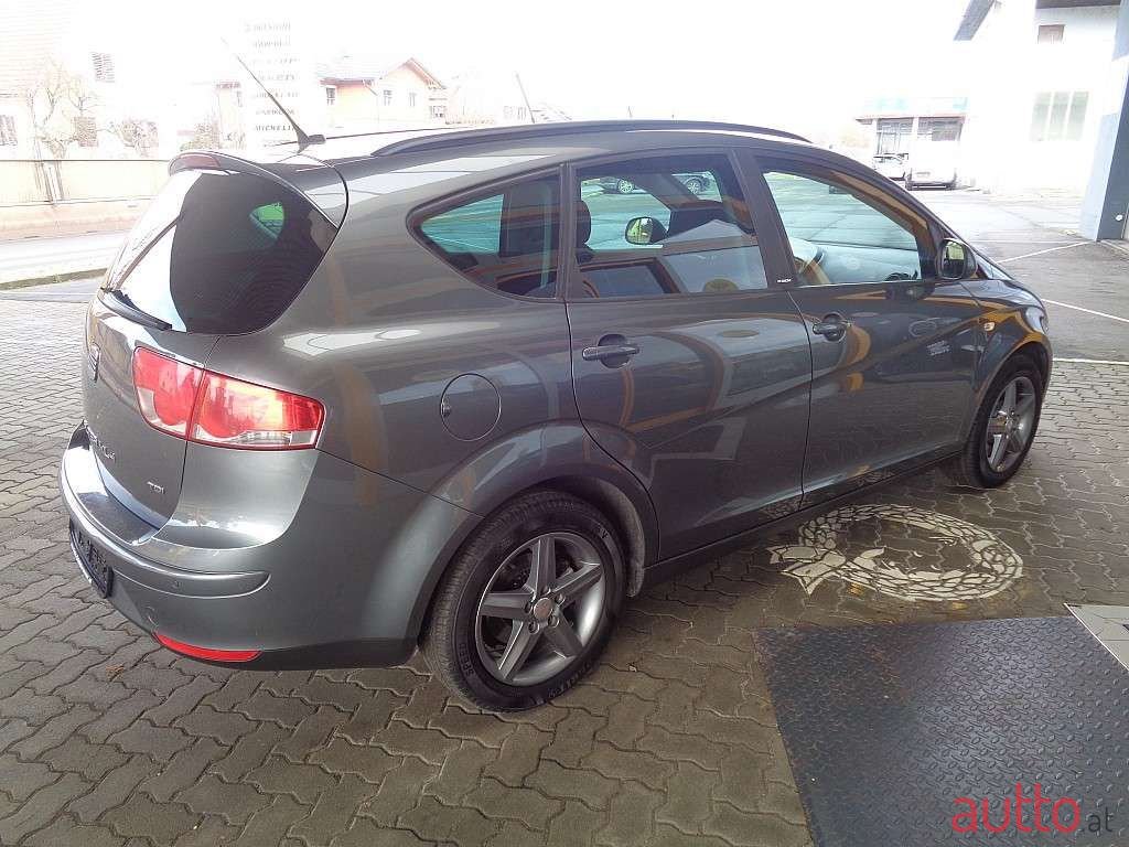 2014' SEAT Altea XL photo #3