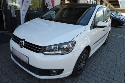 2011' Volkswagen Touran