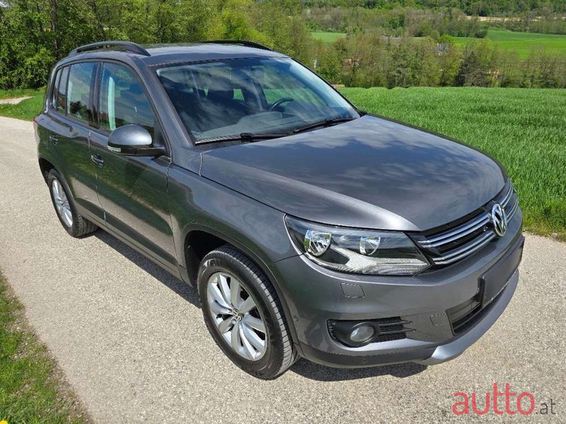 2014' Volkswagen Tiguan photo #3