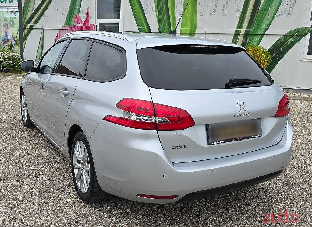 2018' Peugeot 308 photo #5