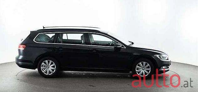 2015' Volkswagen Passat photo #1