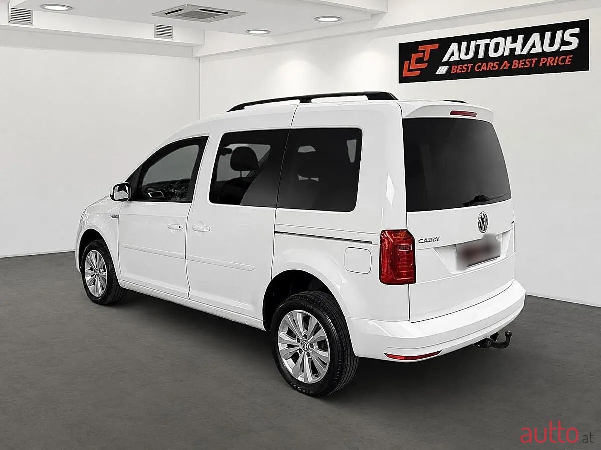 2020' Volkswagen Caddy photo #3