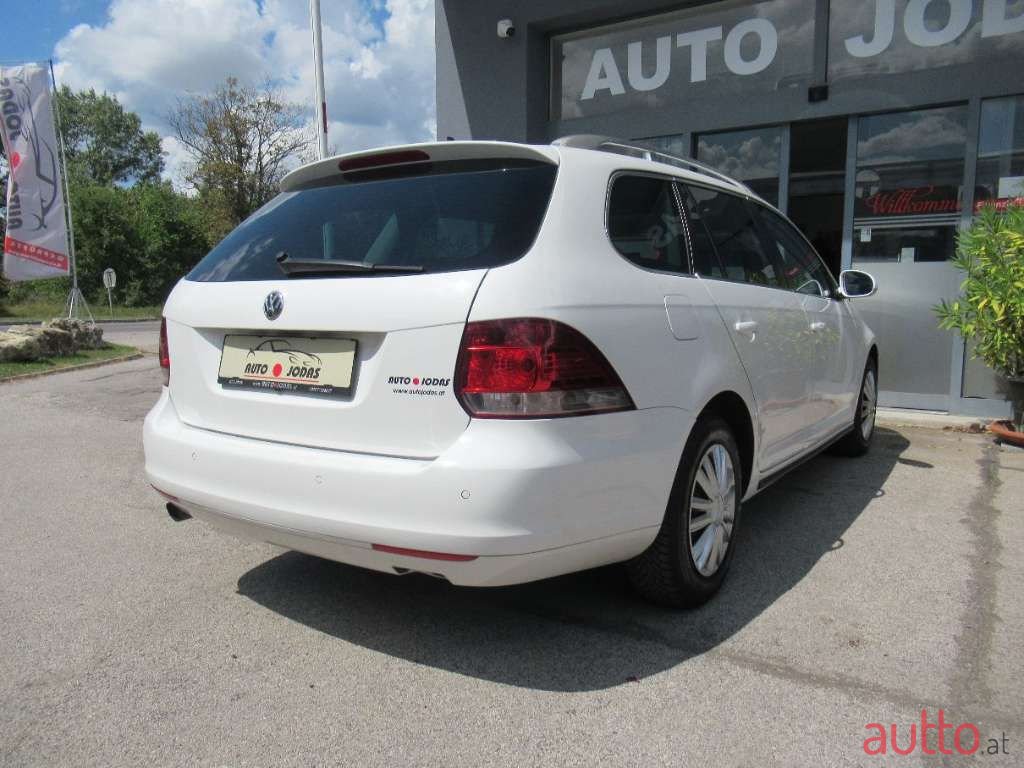 2012' Volkswagen Golf photo #5