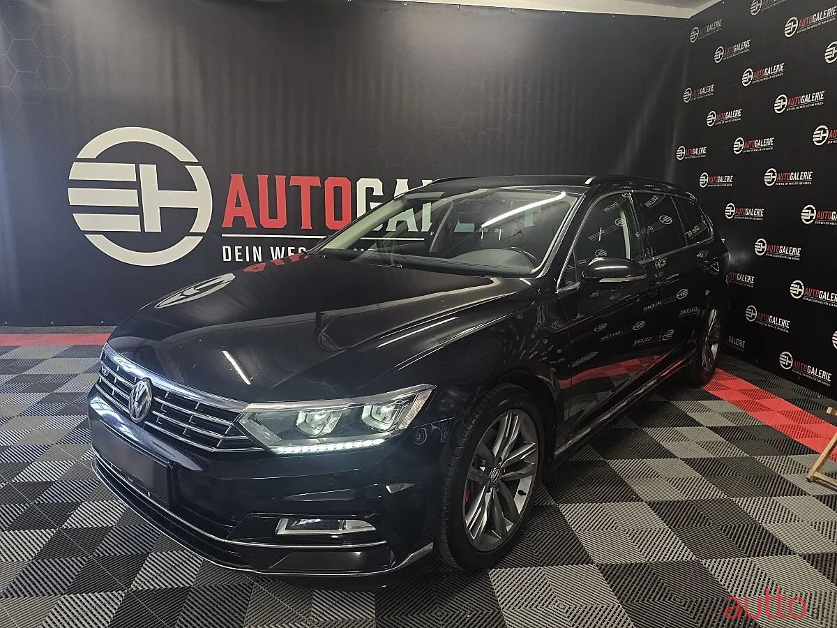 2017' Volkswagen Passat photo #1