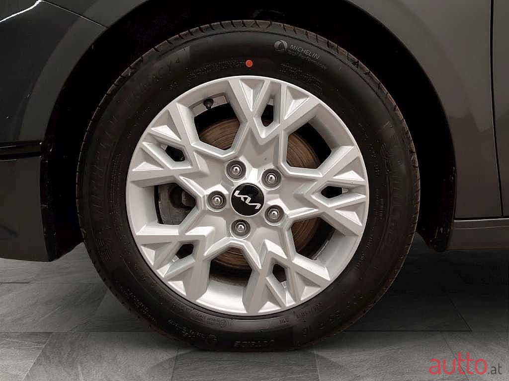 2023' Kia Ceed photo #6