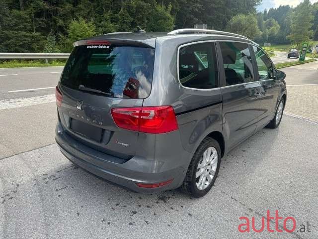 2015' SEAT Alhambra photo #3