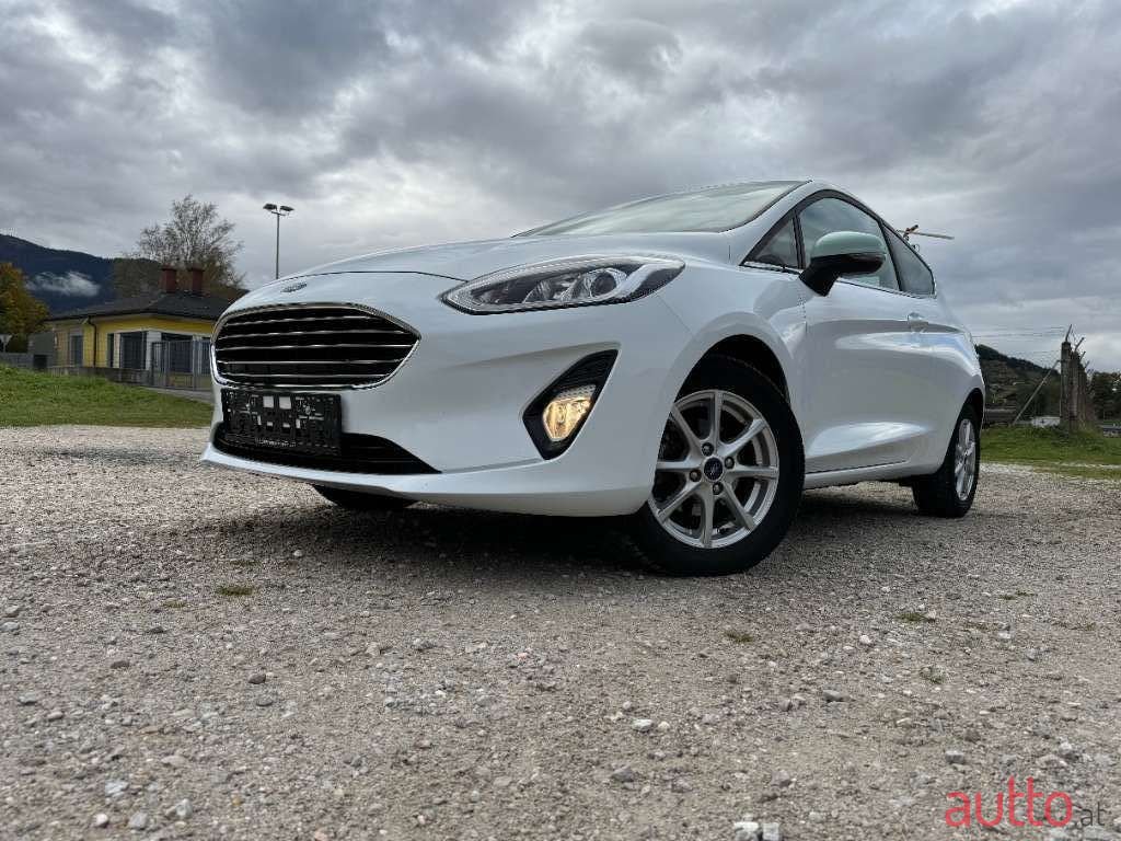 2018' Ford Fiesta photo #2