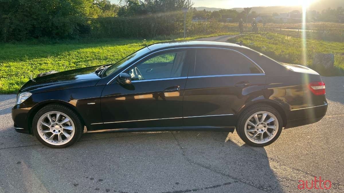 2010' Mercedes-Benz E-Klasse photo #3