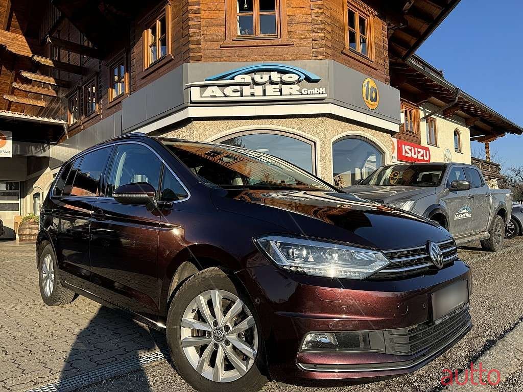 2019' Volkswagen Touran photo #1
