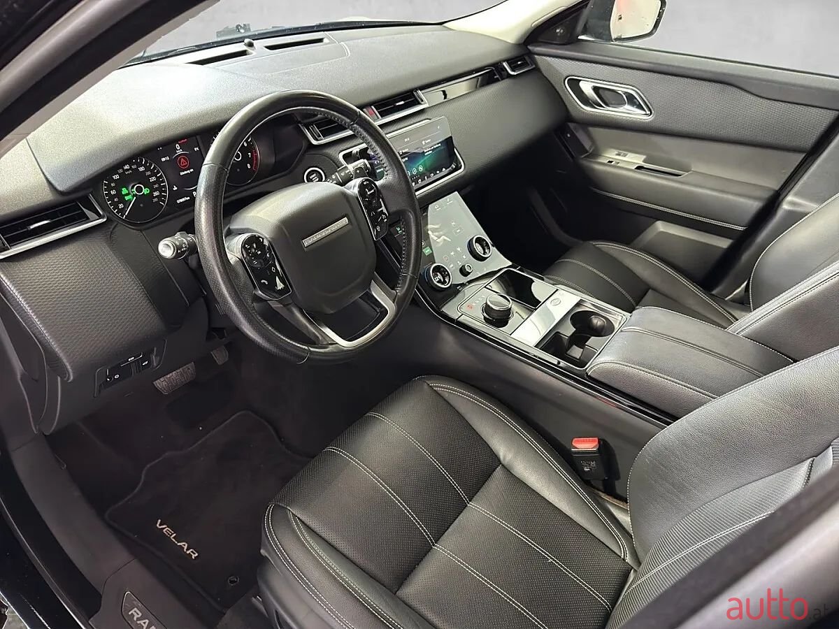 2018' Land Rover Range Rover Velar photo #5