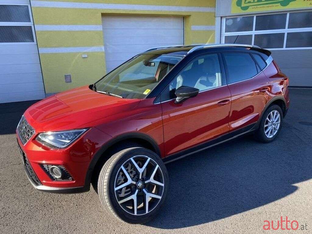 2020' SEAT Arona photo #4