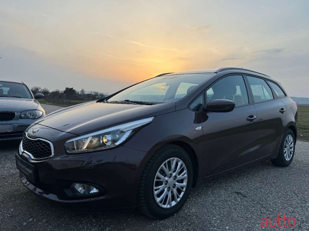 2013' Kia Ceed photo #1