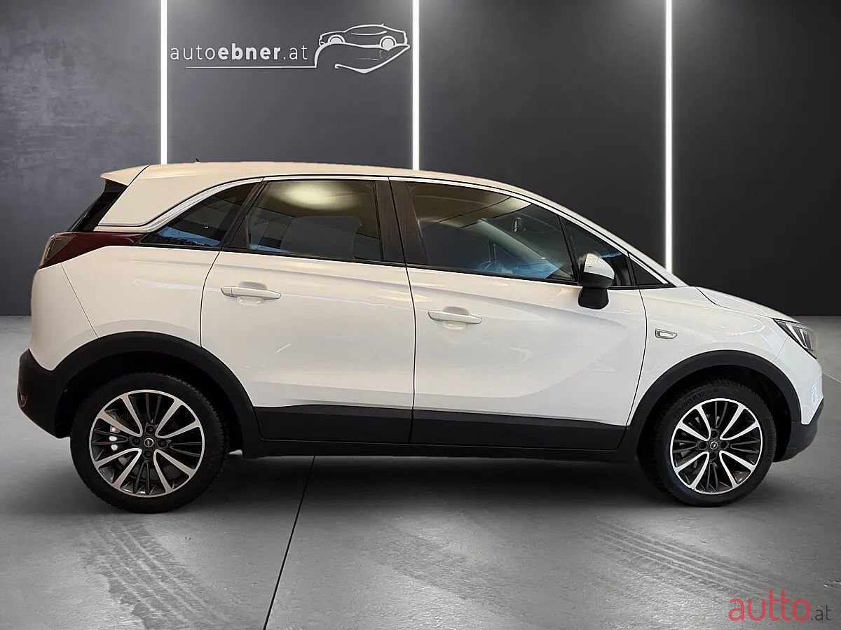 2020' Opel Crossland X photo #4