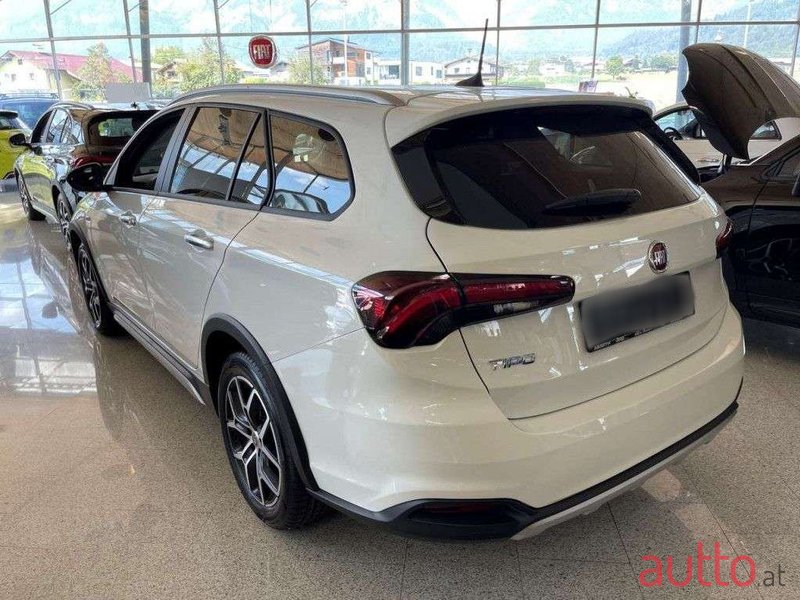 2023' Fiat Tipo photo #3