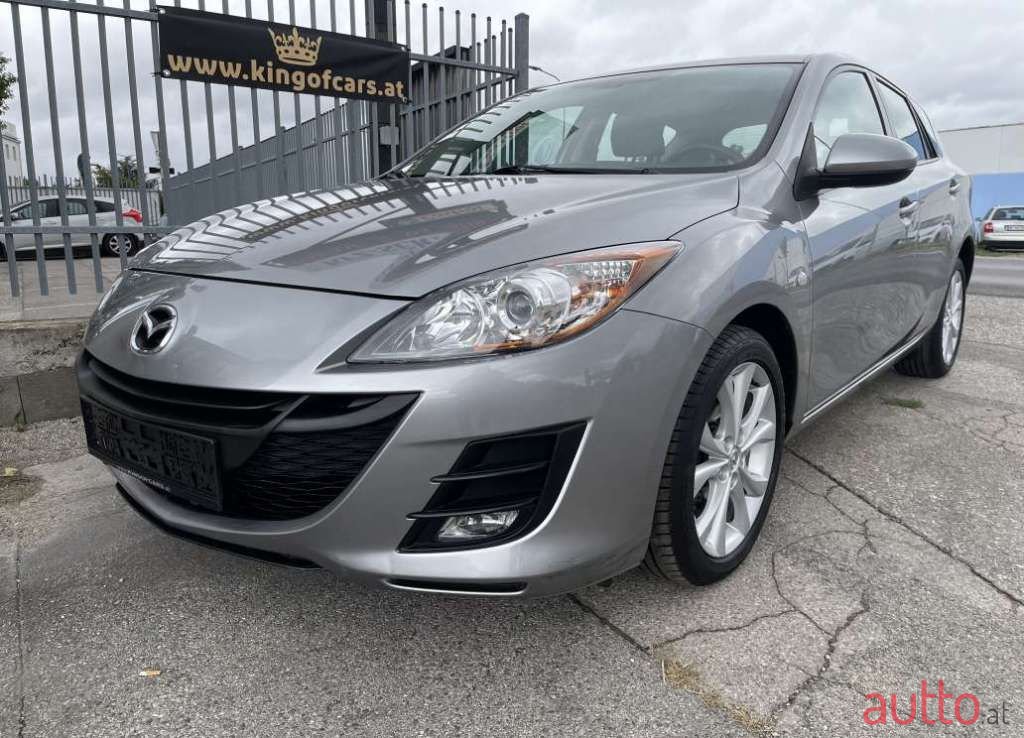 2011' Mazda Mazda3 photo #1