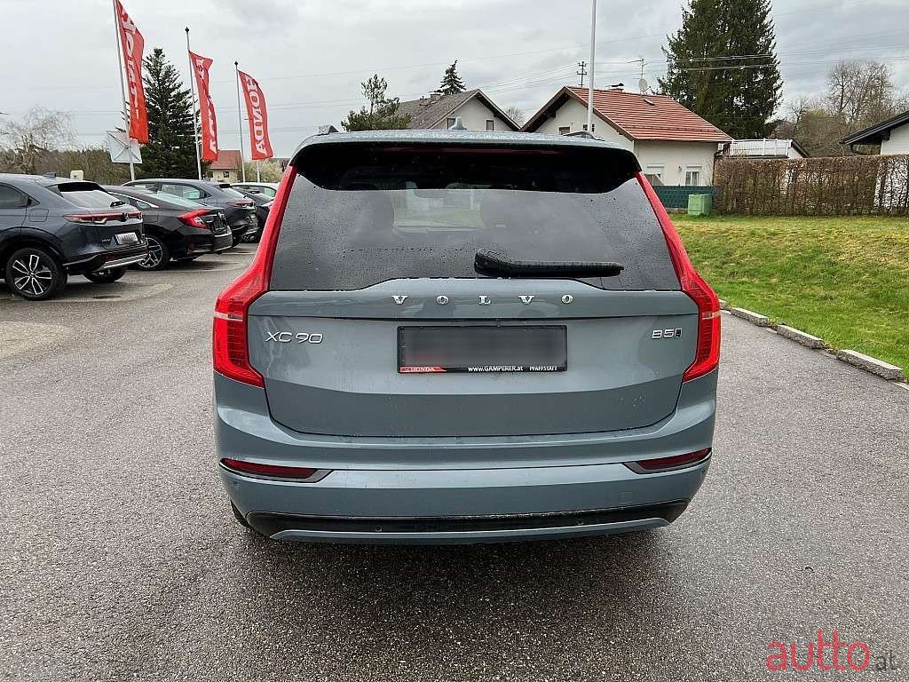 2022' Volvo XC90 photo #4