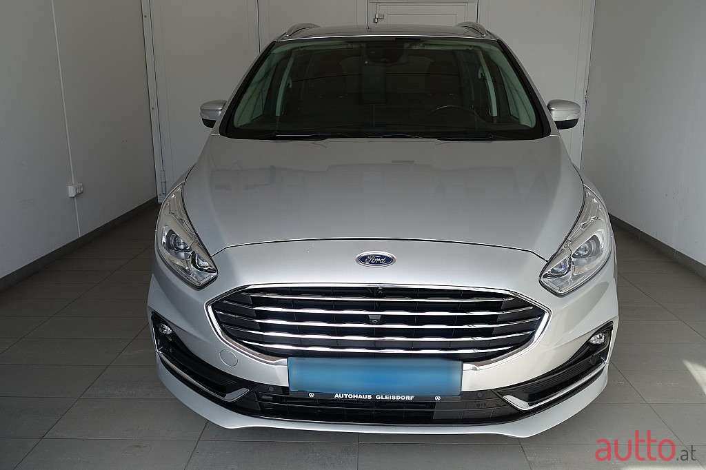 2020' Ford Galaxy photo #2