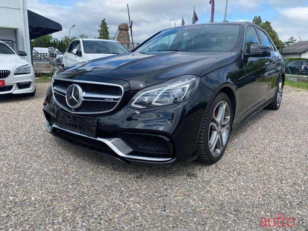 2015' Mercedes-Benz E-Klasse photo #1