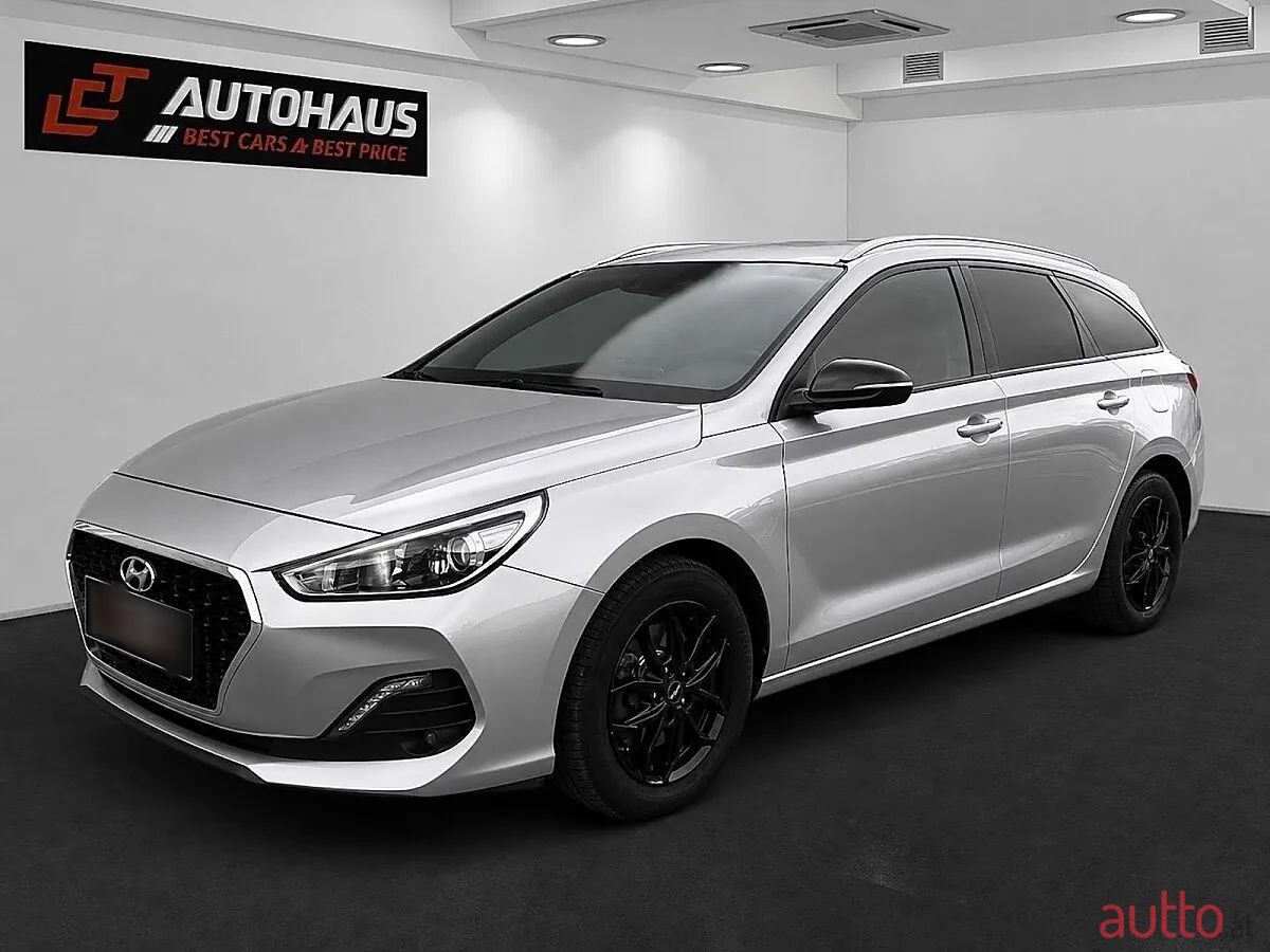 2020' Hyundai i30 photo #1