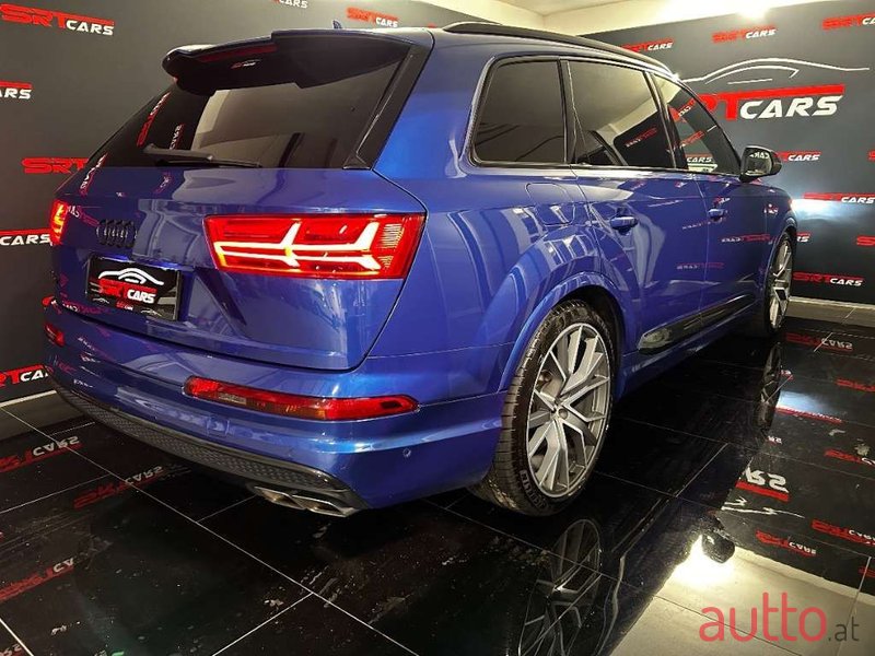 2016' Audi Q7 photo #6