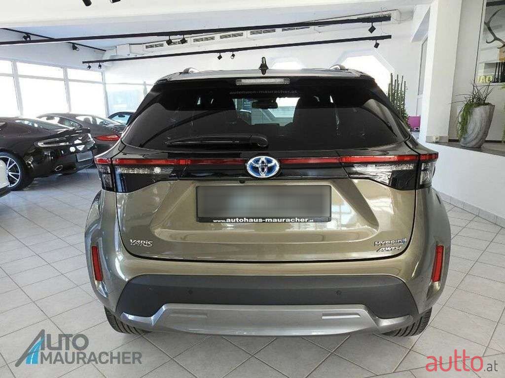 2023' Toyota Yaris Cross photo #5