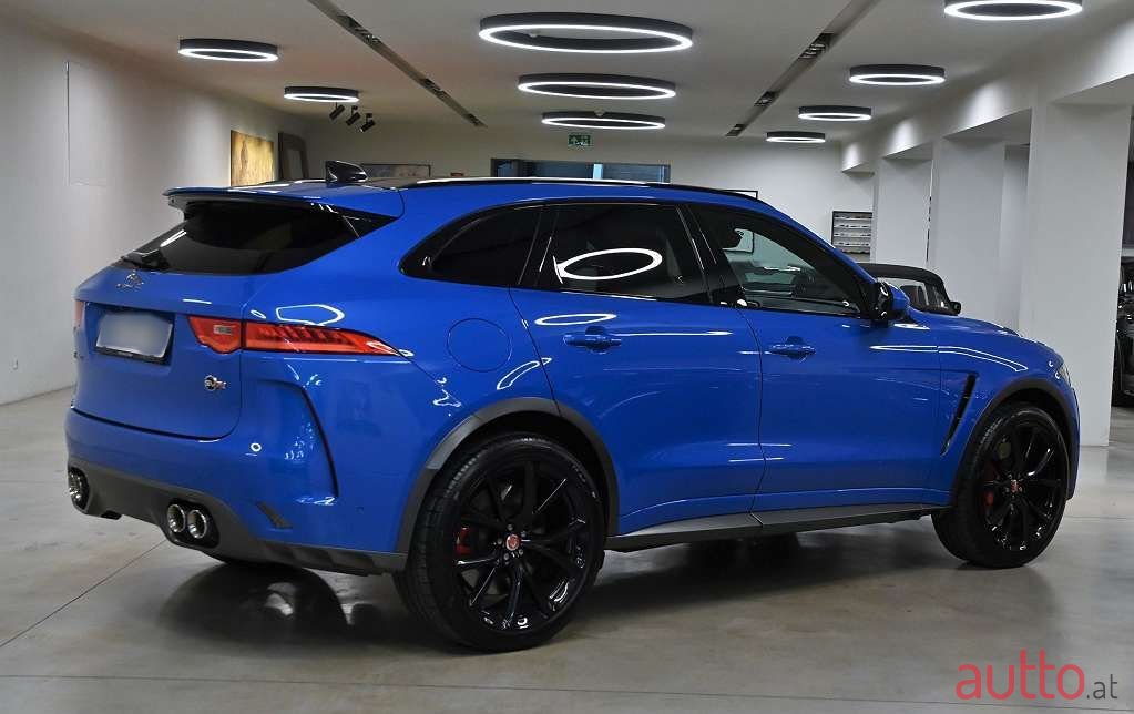 2019' Jaguar F-Pace photo #3