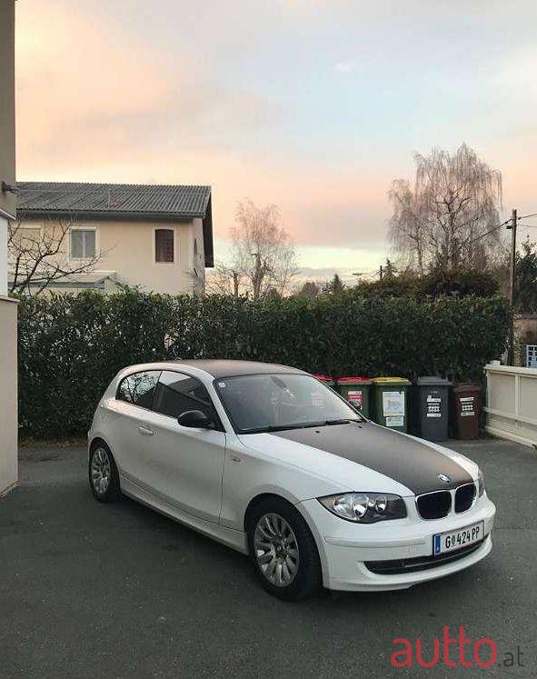 2009' BMW 1Er-Reihe photo #1