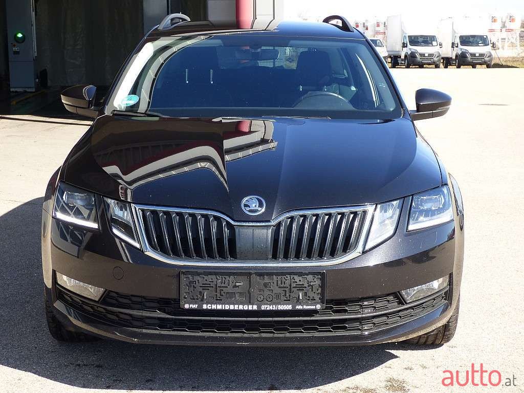 2018' Skoda Octavia photo #2