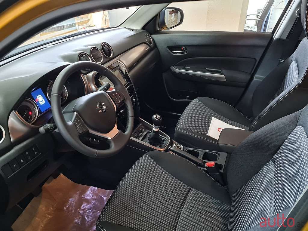 2024' Suzuki Vitara photo #6