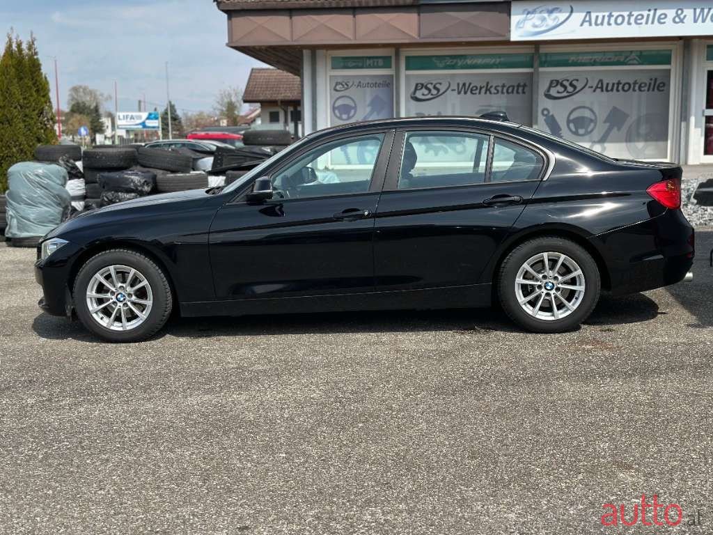 2012' BMW 3Er-Reihe photo #2