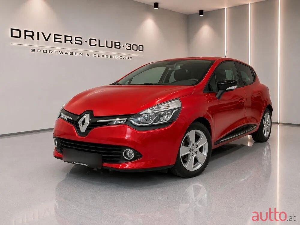 2012' Renault Clio photo #1