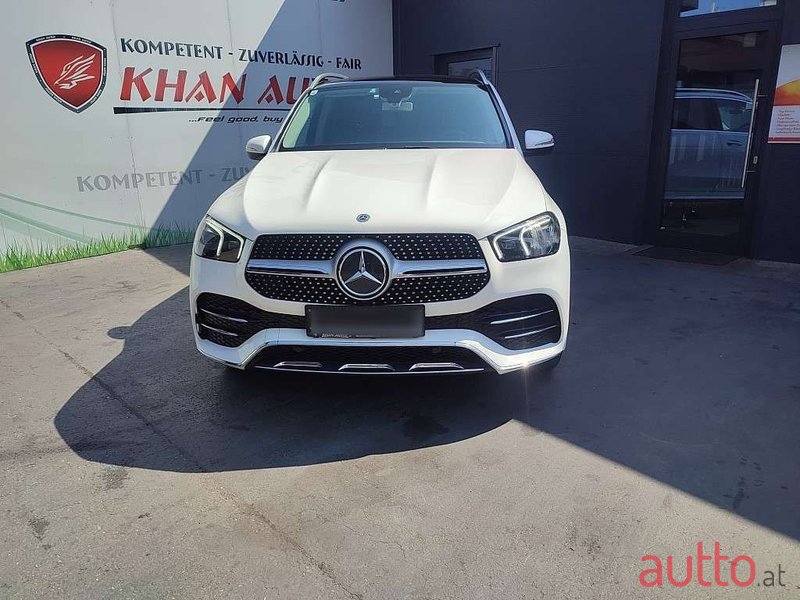 2020' Mercedes-Benz Gle-Klasse photo #2
