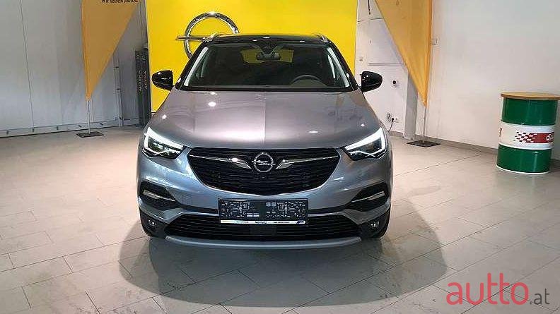 2019' Opel Grandland X photo #3