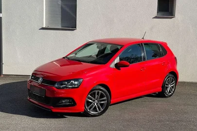 2015' Volkswagen Polo