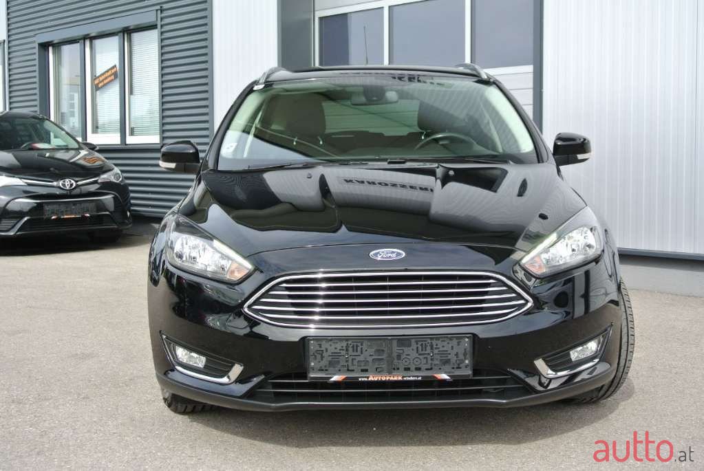 2016' Ford Focus photo #4