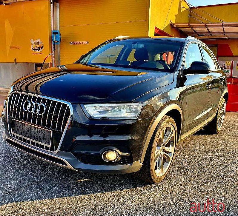 2013' Audi Q3 photo #1