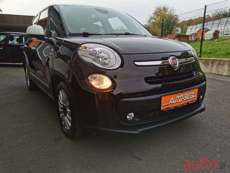 2016' Fiat 500L photo #3